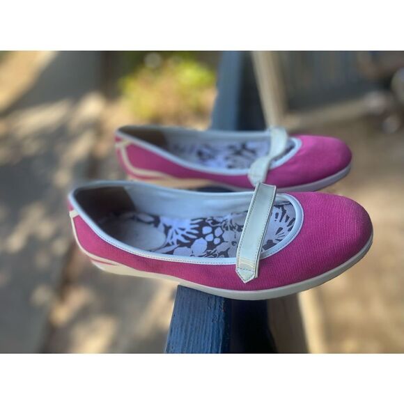 Cole Haan Nike Air Women's Mary Jane Flats and Oxfords Sz 8 - Picture 6 of 9